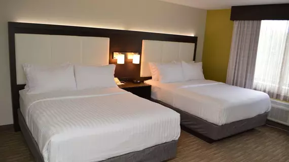 Holiday Inn Express and Suites Waterville North | Maine - Augusta (ve civarı) - Waterville