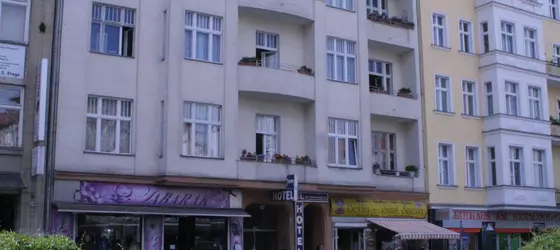 Hotel am Hermannplatz | Berlin (ve civarı) - Friedrichshain-Kreuzberg - Kreuzberg