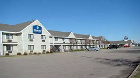 Boarders Inn & Suites - Faribault, MN | Minnesota - Owatonna (ve civarı) - Faribault