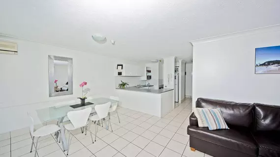 Burleigh Beach Tower | Queensland - Gold Coast (Altın Sahil) - Burleigh Heads