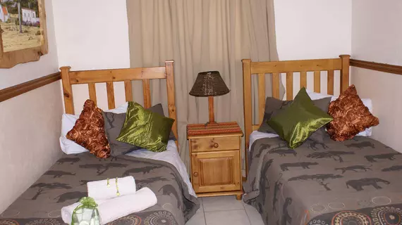 Emerald Guesthouse | Gauteng - City of Tshwane - Johannesburg (ve civarı) - Kempton Park