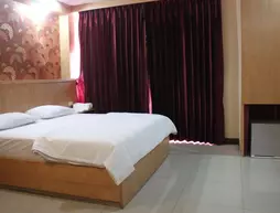 Pind Balluchi Inn | Chonburi (vilayet) - Pattaya (ve civarı) - Pattaya - Pattaya Körfezi