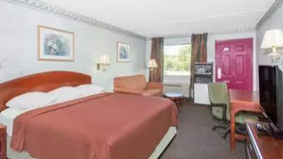 Days Inn And Suites Bentonvill | Arkansas - Bentonville - Fayetteville (ve civarı) - Bentonville