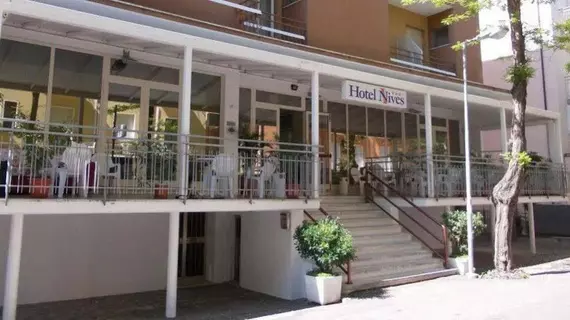 Hotel Nives | Emilia-Romagna - Rimini