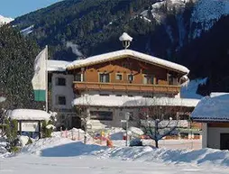 Hotel Gasthof Stoanerhof | Tirol - Schwaz District - Schwaz (ve civarı) - Mayrhofen