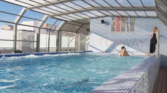 Funway Academic Resort Adults Only | Madrid Özerk Topluluğu - Madrid (ve civarı) - Tetuan