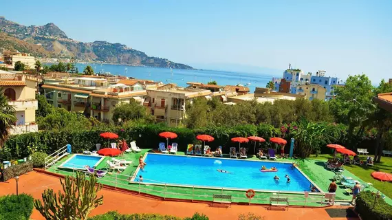 Villa Giardini | Sicilya - Messina (vilayet) - Taormina Sahili - Giardini Naxos