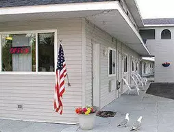 Mackinaw Budget Inn