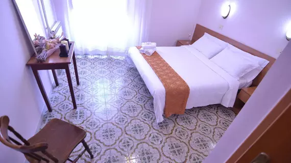 Hotel Cathrine | Lazio - Roma (ve civarı) - Roma Kent Merkezi - Rione XVIII Castro Pretorio