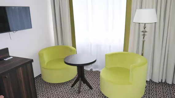 Ural Hotel | Sverdlovsk Federal Bölgesi - Yekaterinburg (ve civarı) - Yekaterinburg