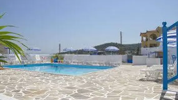 Blue Dolphin Studios and Apartment | Attica - Aegina