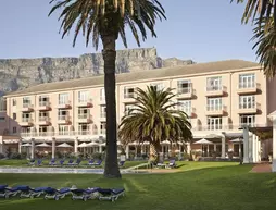 Belmond Mount Nelson Hotel | West Coast DC - Drakenstein - Cape Town (ve civarı) - Cape Town - City Bowl - Cape Town Şehir Merkezi