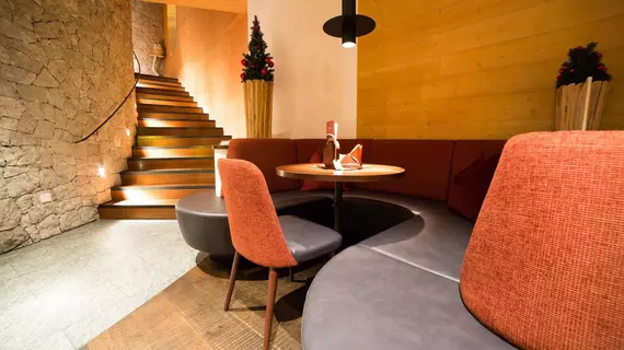 Boutique Hotel Nives | Trentino-Alto Adige - Güney Tirol (il) - Selva di Val Gardena