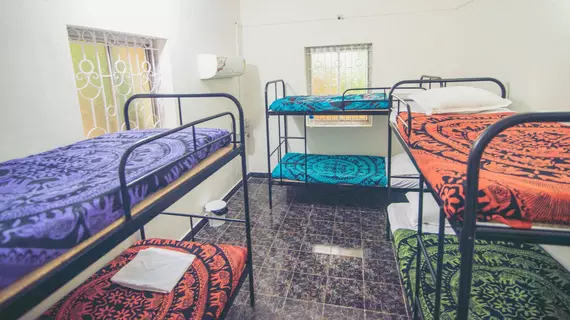 Roadhouse Hostels | Goa - Kuzey Goa - Anjuna