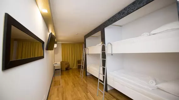 Hostel Sveti Kriz | Split-Dalmaçya - Kastela