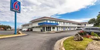 Motel 6 Ardmore