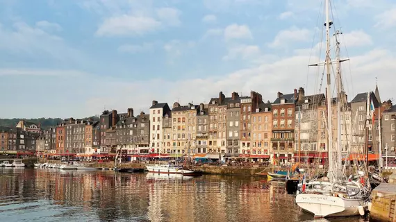 ibis budget Honfleur Centre Ville | Normandiya - Calvados (bölge) - Honfleur