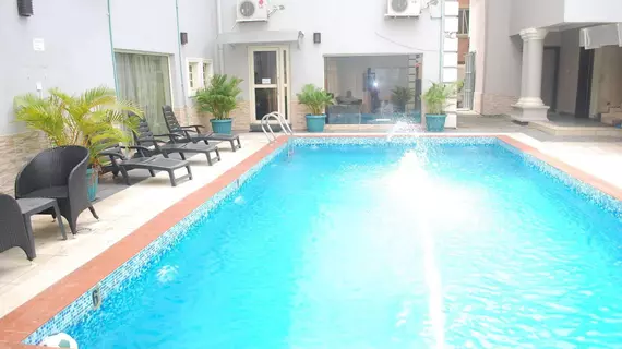 Nevada Inn Hotels and Suites | Lagos (ve civarı) - Lekki