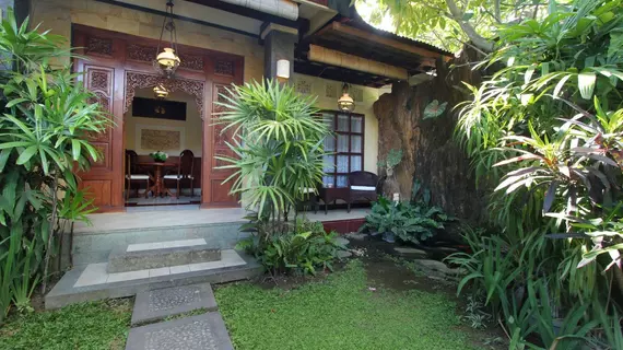 Hotel Jati and Home Stay | Bali - Denpasar - Sanur