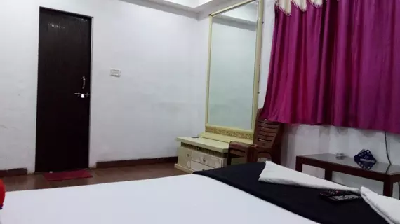 Hotel Geetanjali | Maharaştra - Raigad - Bombay (ve civarı) - Navi Bombay