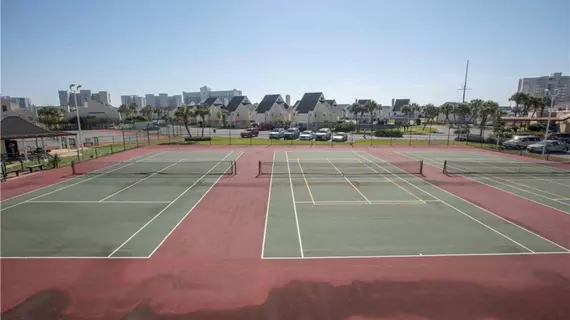 Sandpiper Cove Tennis Villas by H.I. | Florida - Fort Walton Beach - Destin (ve civarı) - Destin