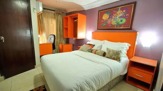 Jeromes Gardens And Suites | Lagos (ve civarı) - Lagos - Onigbongbo - Ikeja