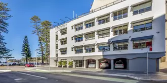 Manly Paradise Motel & Apartments