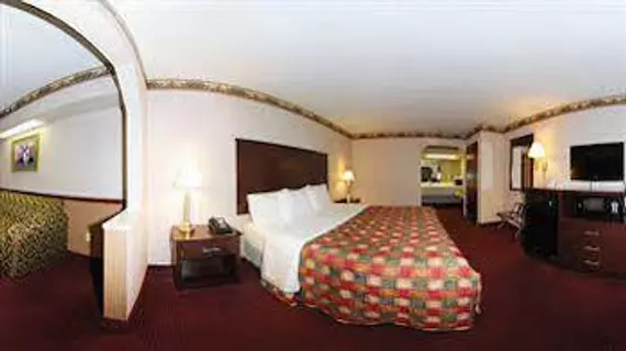 DAYS INN AND SUITES PINE BLUFF | Arkansas - Pine Bluff (ve civarı) - Pine Bluff