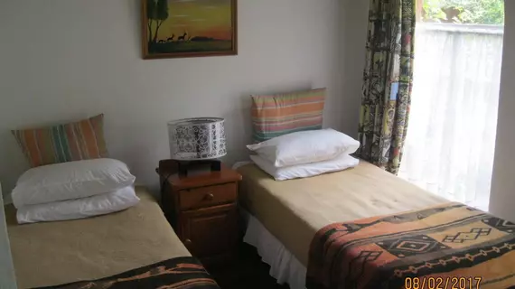 Treetops & Treats Guest House | Gauteng - City of Tshwane - Johannesburg (ve civarı) - Pretoria - Muckleneuk