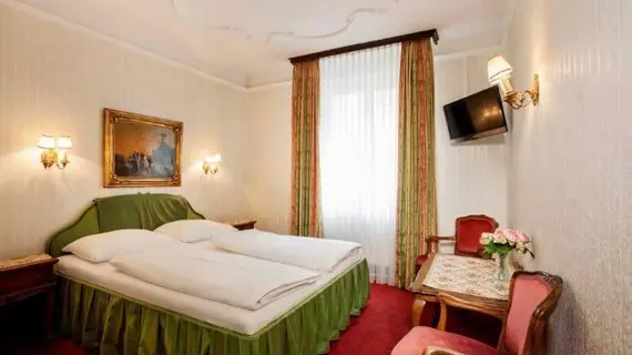 Pension Suzanne | Vienna (eyalet) - Viyana - Innere Stadt