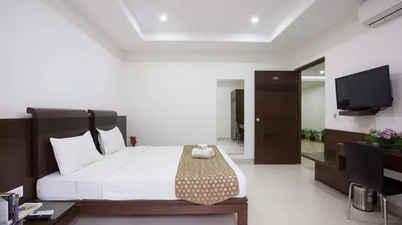 The Sanctum Suites | Karnataka - Bengaluru (ve civarı) - Bengaluru