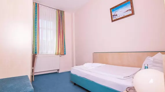 Pension ODIN | Berlin (ve civarı) - Pankow - Weissensee