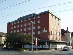 Hotel Mecklenheide | Aşağı Saksonya - Hannover (ve civarı) - Hannover - Vinnhorst