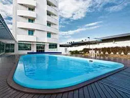 Golden Executive Hotel | South Region - Santa Catarina (eyaleti) - Florianopolis (ve civarı) - Sao Jose - Serraria