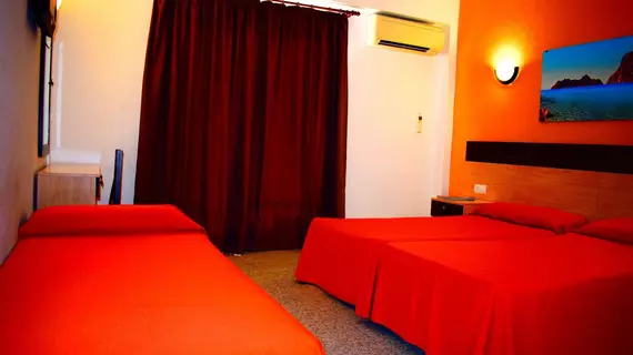 Hostal Horizonte | Balearic Adaları - İbiza Adası - Sant Antoni de Portmany