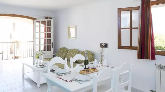 Apartamentos Sol y MarPDB | Balearic Adaları - Mayorka Adası - Son Servera - Cala Bona