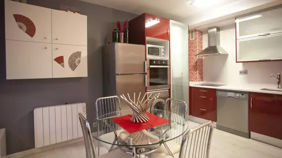 Apartamentos Castrón Douro | Galicia - La Coruna (vilayet) - Santiago de Compostela - Santiago de Compostela Kent Merkezi