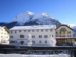 Gasthaus Krone | Maloja District - Graubuenden - La Punt-Chamues-ch