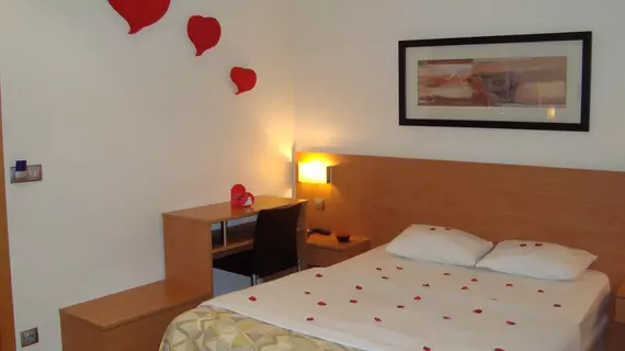 Hotel Albergaria Borges | Norte - Vila Real Bölgesi - Chaves