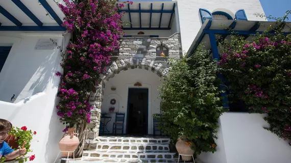 Angie's Studios | Ege Adaları - Paros