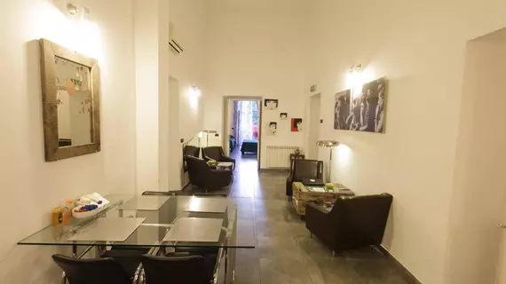 Mr Frills B&B | Lazio - Roma (ve civarı) - Roma Kent Merkezi - Esquilino