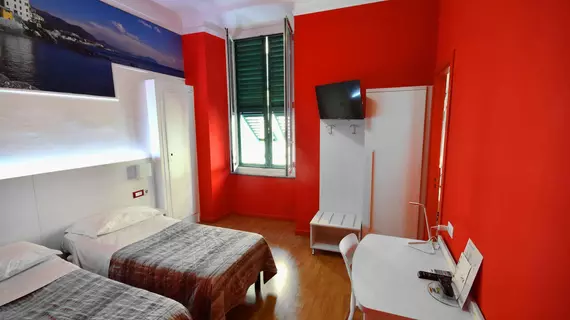 Hotel Fiume | Liguria - Cenova (il) - Ponente - Cenova (ve civarı) - Cenova