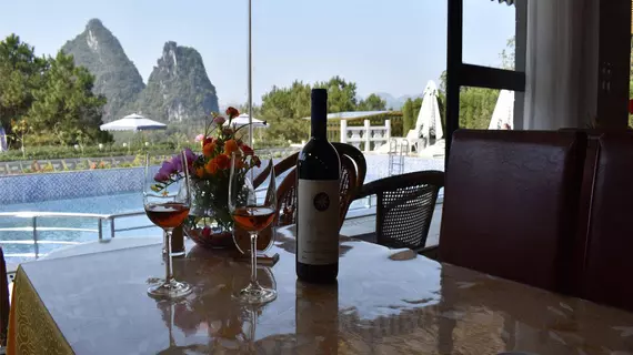 Yangshuo Mountain Top Retreat | Guangksi - Guilin