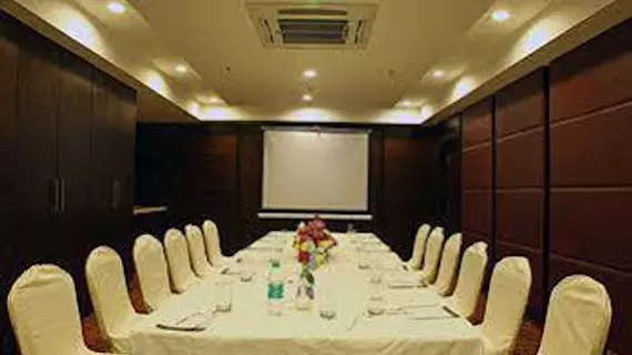 Minerva Grand Kondapur | Telangana - Haydarabad (ve civarı) - Haydarabad