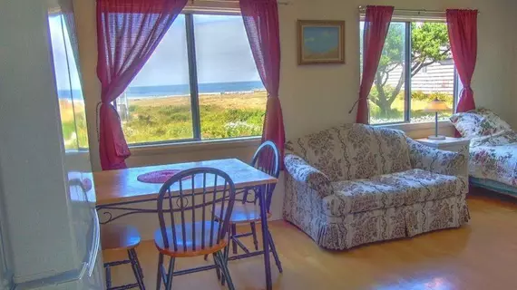 Beachcomber Cottages | Oregon - Oregon Coast - Yachats