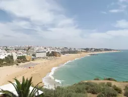 Frentomar | Algarve - Faro Bölgesi - Albufeira - Caliços - Peneco Plajı