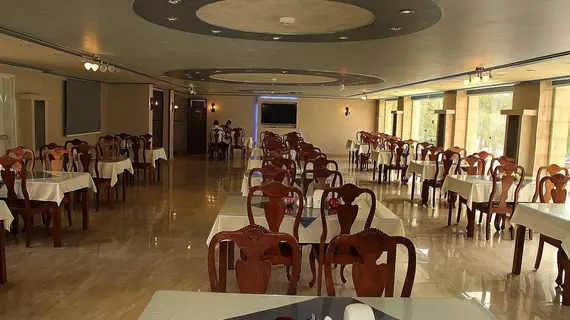 Raed Hotel Suites | Akabe İli - Aqaba