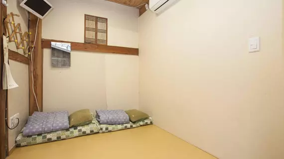 Kimchi Guest House | Gyeonggi - Seul (ve civarı) - Jongno