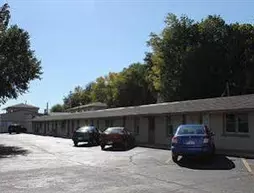 Budget Host Golden Wheat Motel | Kansas - Manhattan (ve civarı) - Junction City