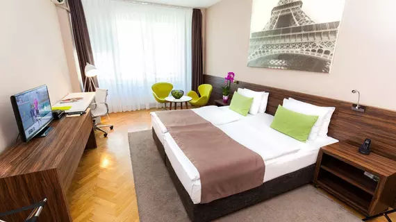 Hotel Adresa | Belgrad - Ledine - Yeni Belgrad